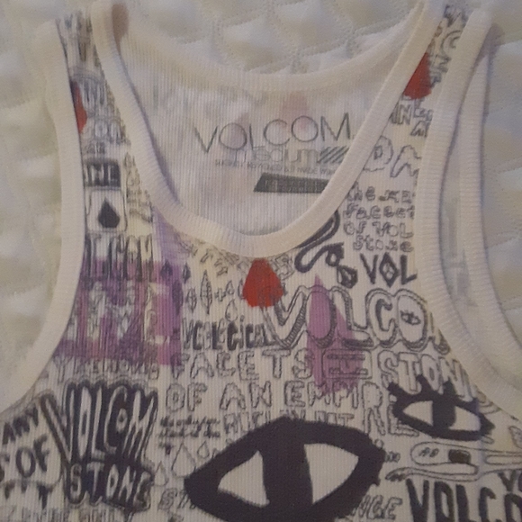 Vintage Volcom - Picture 2 of 3